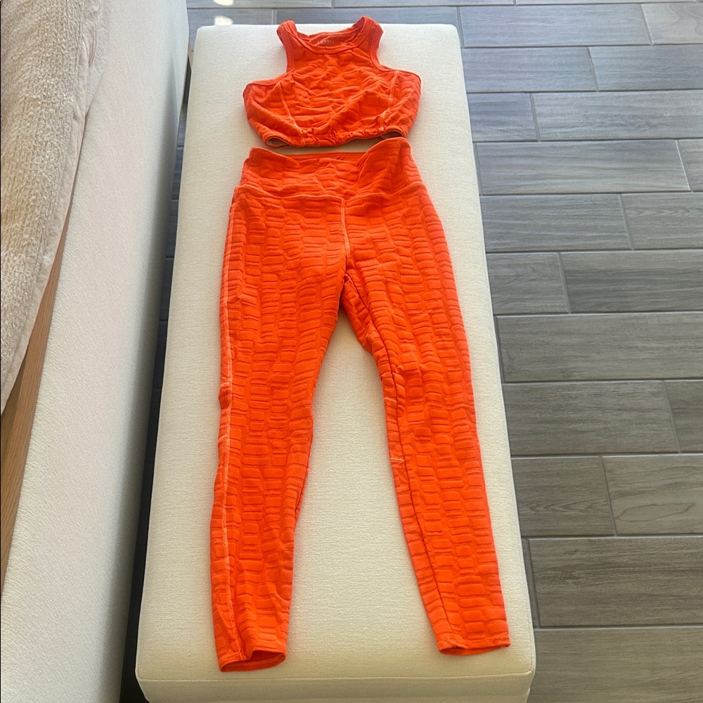 Twenty Vibrant Orange Textured Leggings Set